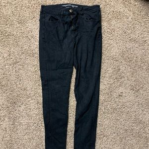 American Eagle black high-waisted skinny jeans